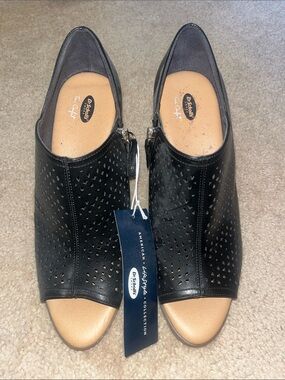 Dr. Scholl's Black Perforated Peep-Toe Leather Mules